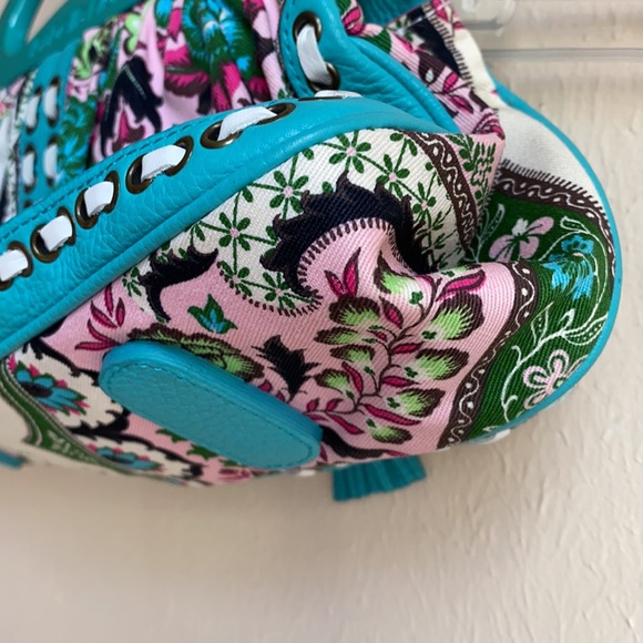 Isabella Fiore Swiss Miss Wood Handle Frame bag - Picture 11 of 16